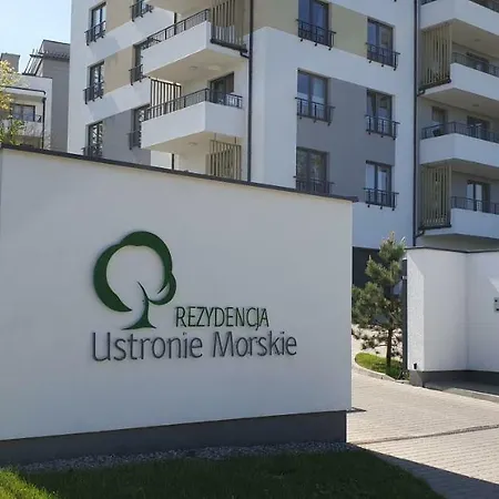 Rezydencja U Oksany 尤斯托尼莫斯基